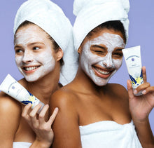 Load image into Gallery viewer, Spa Day Creamy Hydrating Masque
